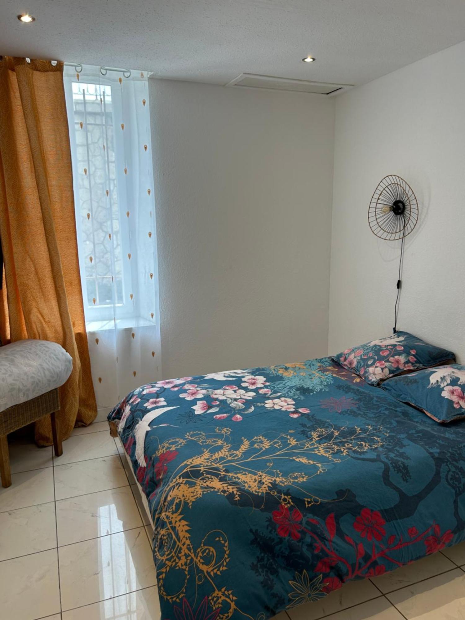 Grand T2 Climatise Avec Jardin Et Spa Narbonne Luaran gambar